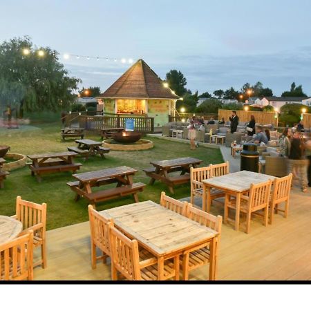 Private Rented Caravan Situated At Southview Holiday Park Winthorpe  Екстер'єр фото