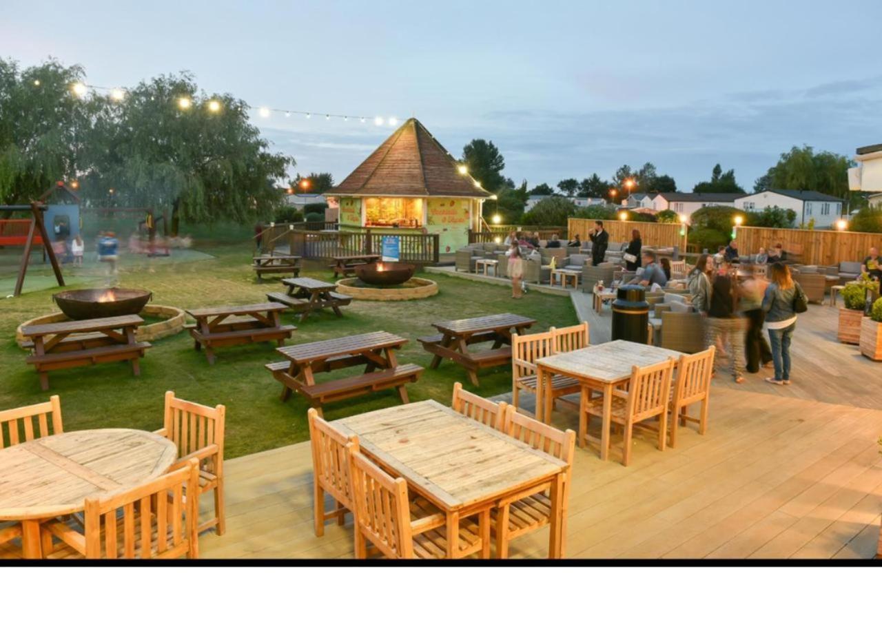 Private Rented Caravan Situated At Southview Holiday Park Winthorpe  Екстер'єр фото