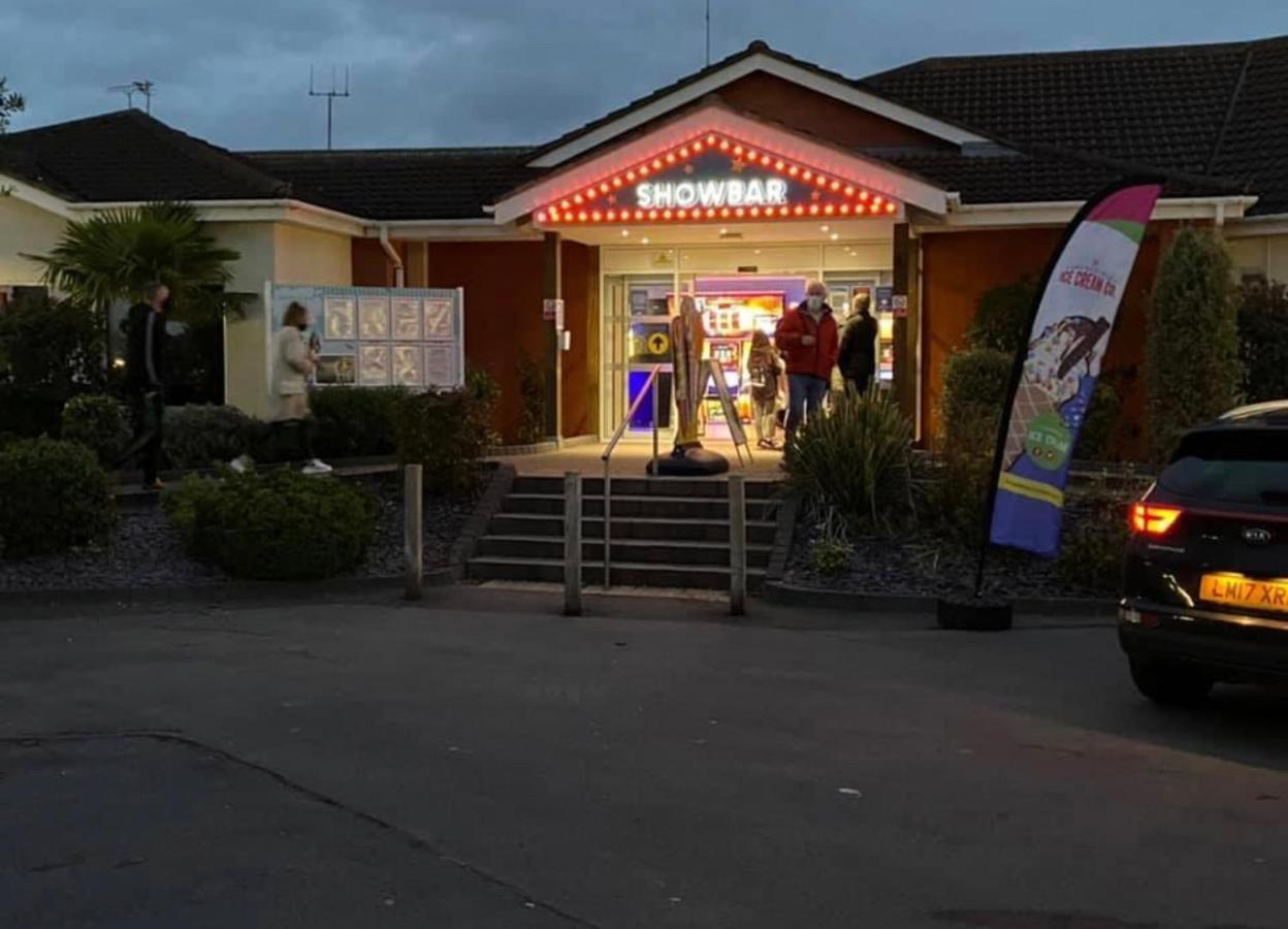 Private Rented Caravan Situated At Southview Holiday Park Winthorpe  Екстер'єр фото